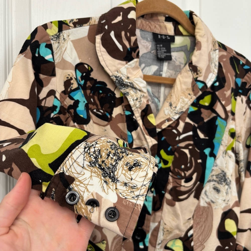 Abstract Print Cropped Jacket | R.Q.T Size M - Picture 5 of 8